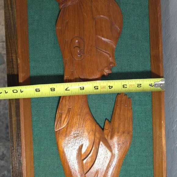 MCM Framed Carved Teak Wood Silhouette Woman Praying on Green Wall Hanging Art - Picture 9 of 10